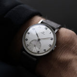 Omega Sub Second Calatrava 1943