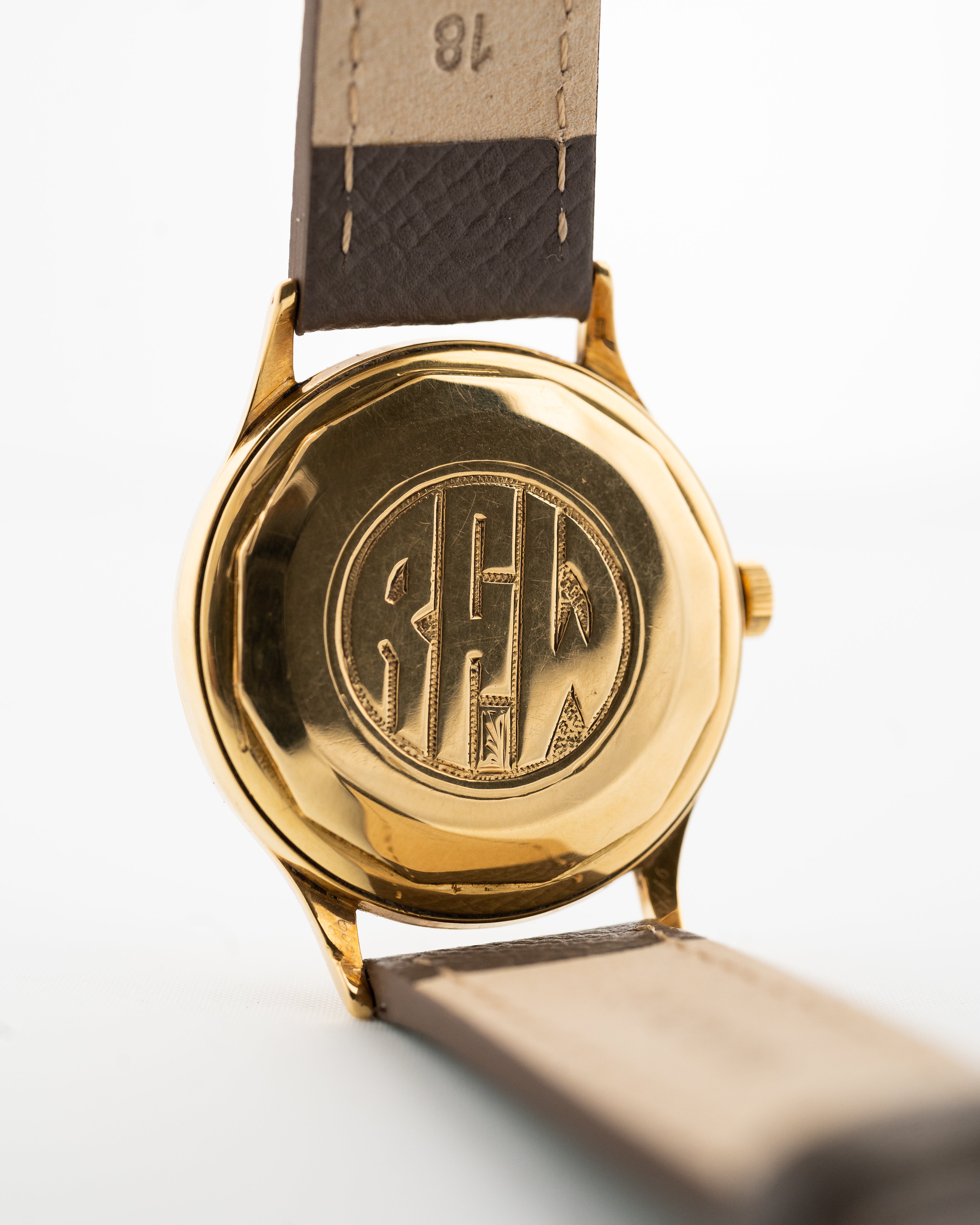 Vacheron Constantin Calatrava 18k 1950s – GOLDAMMER