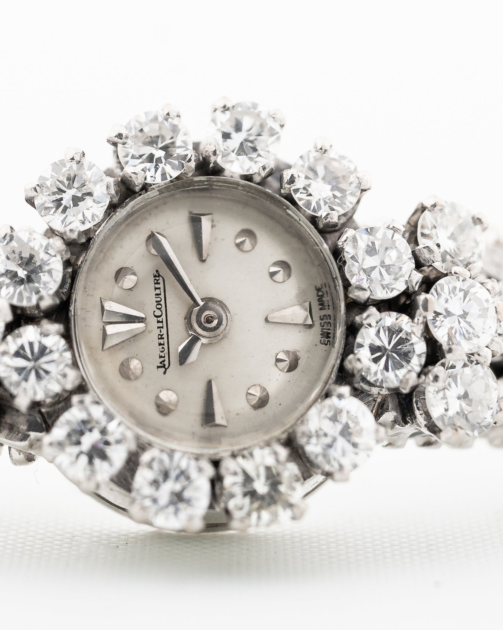 Jaeger LeCoultre Diamond 18k 1960s GOLDAMMER