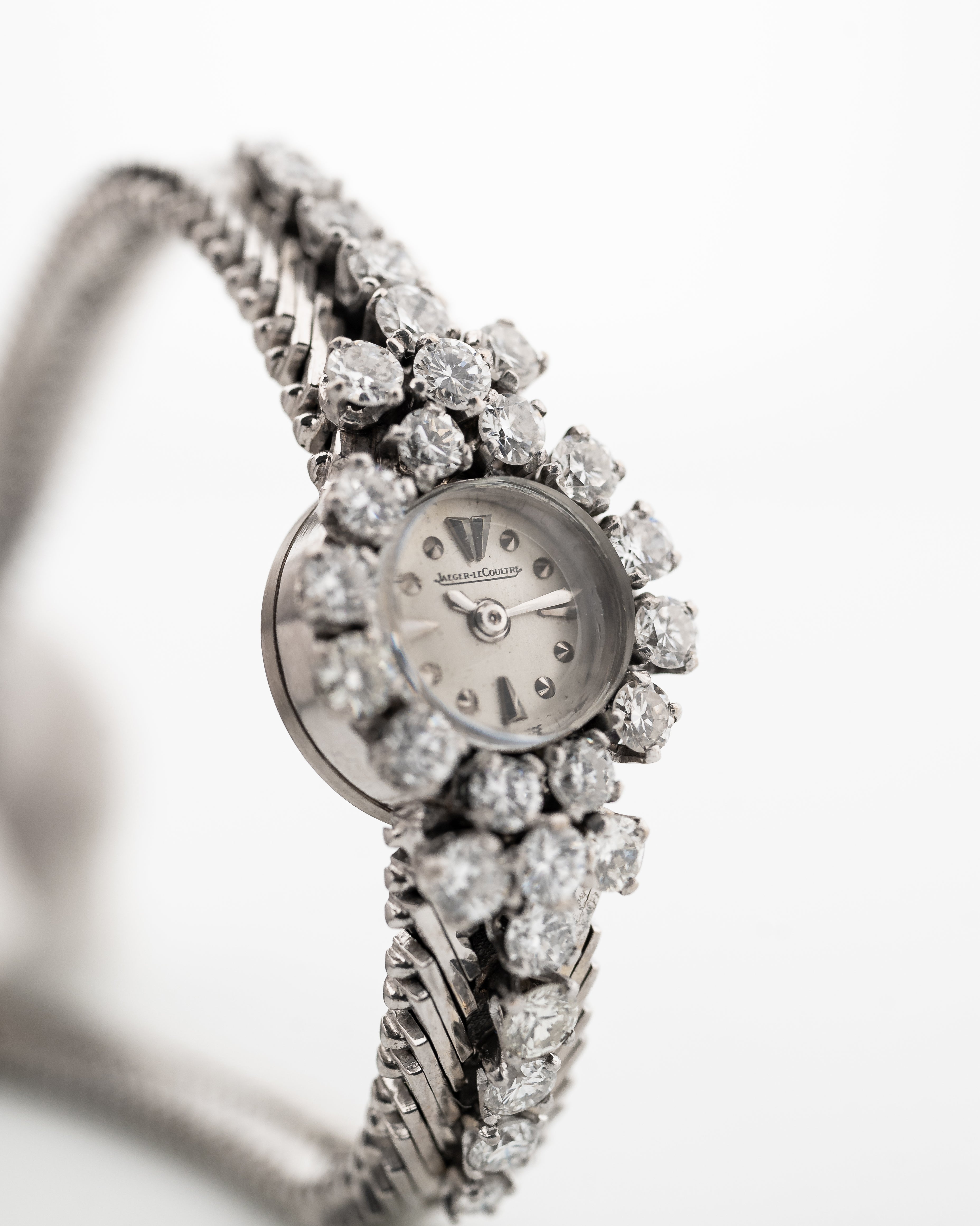 Jaeger LeCoultre Diamond 18k 1960s GOLDAMMER