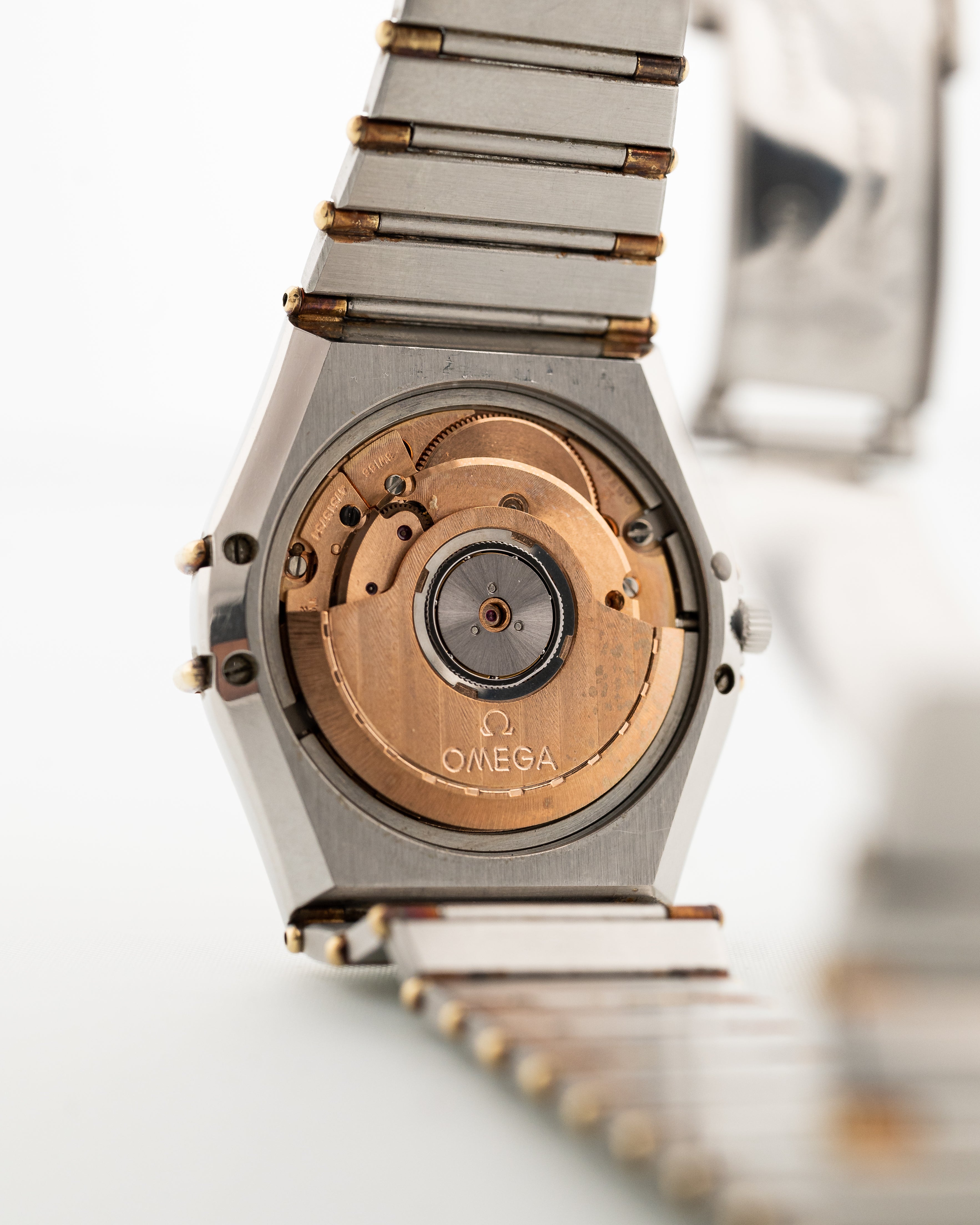Omega constellation clearance manhattan 1982