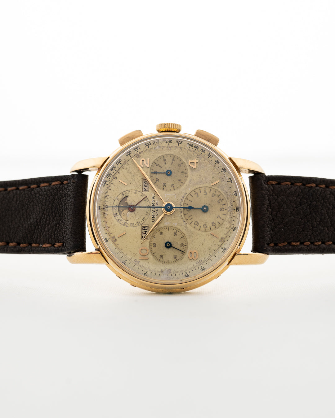 Universal Geneve Tri Compax 18k 1946