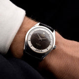 Universal Genève Polerouter Schwarz Stardust 1950s