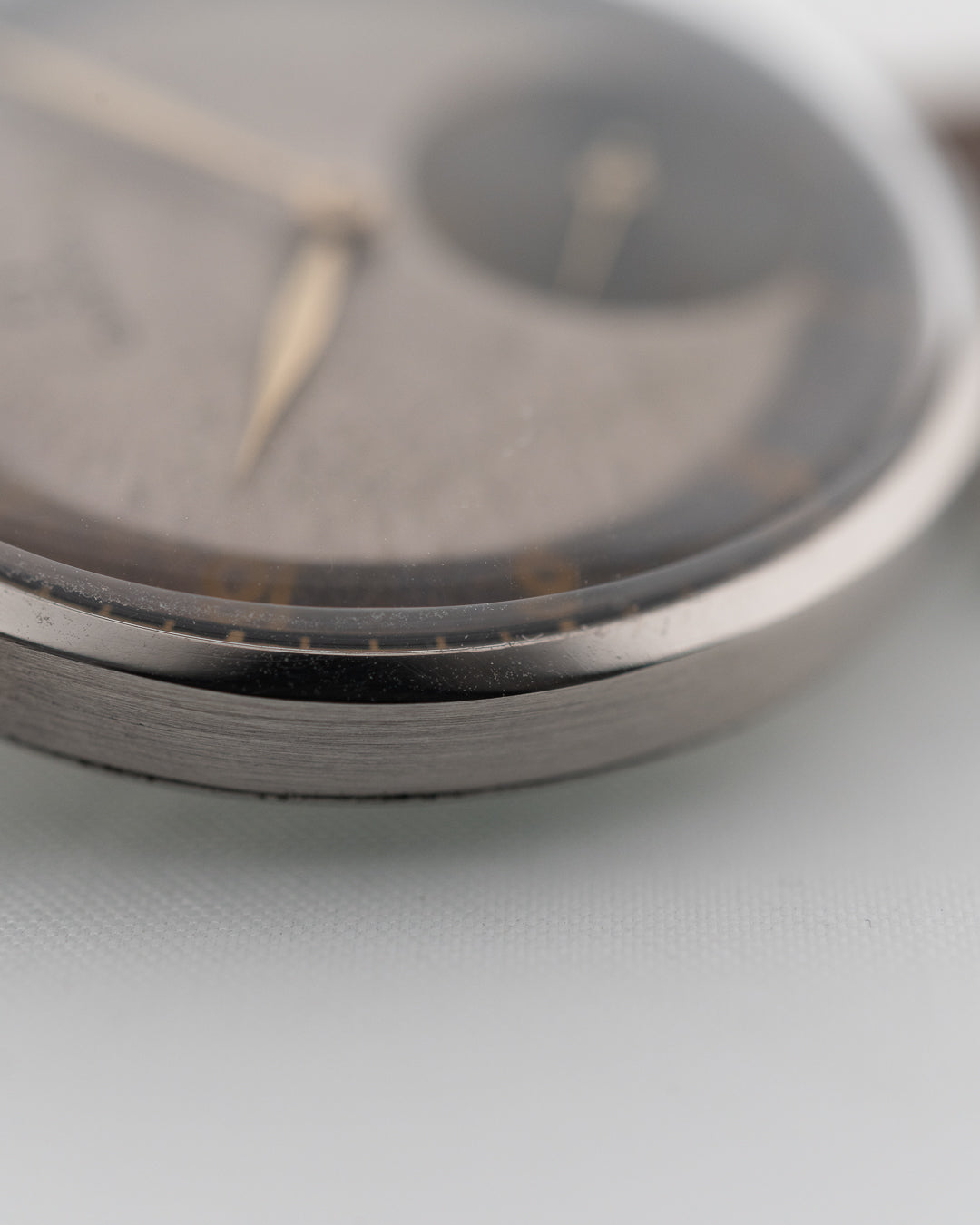 Omega zweifarbig geisterhaft 1939 - Goldammer Vintage Uhren