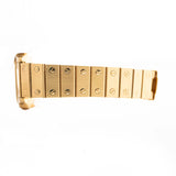 Foto de cerca de un Vintage Cartier Santos Carrée 2964 de la década de 1980. En Excelente estado, caja de 27mm en Oro Amarillo con movimiento Automático, esfera blanca Original y brazalete de Oro.