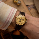 Cronógrafo Longines 6574 con fase lunar, oro de 18 quilates, década de 1980