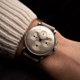 Universal Genève 22250 Tri Compax 1944