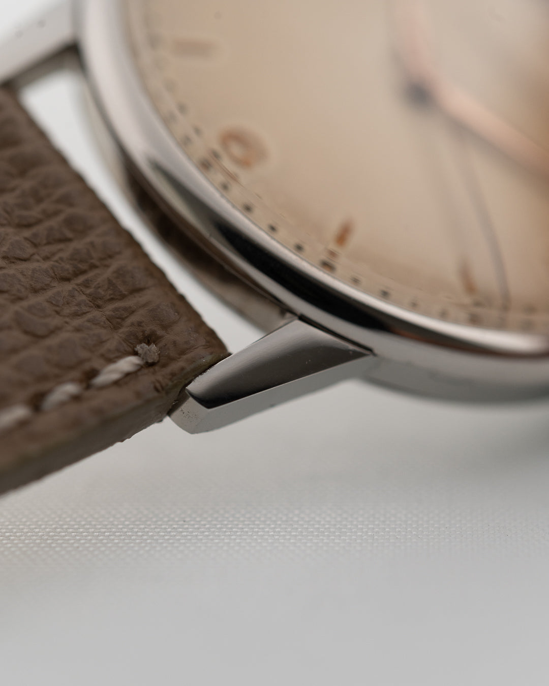Robe Iwc Light Brown 1953 - Goldammer Montres Vintage