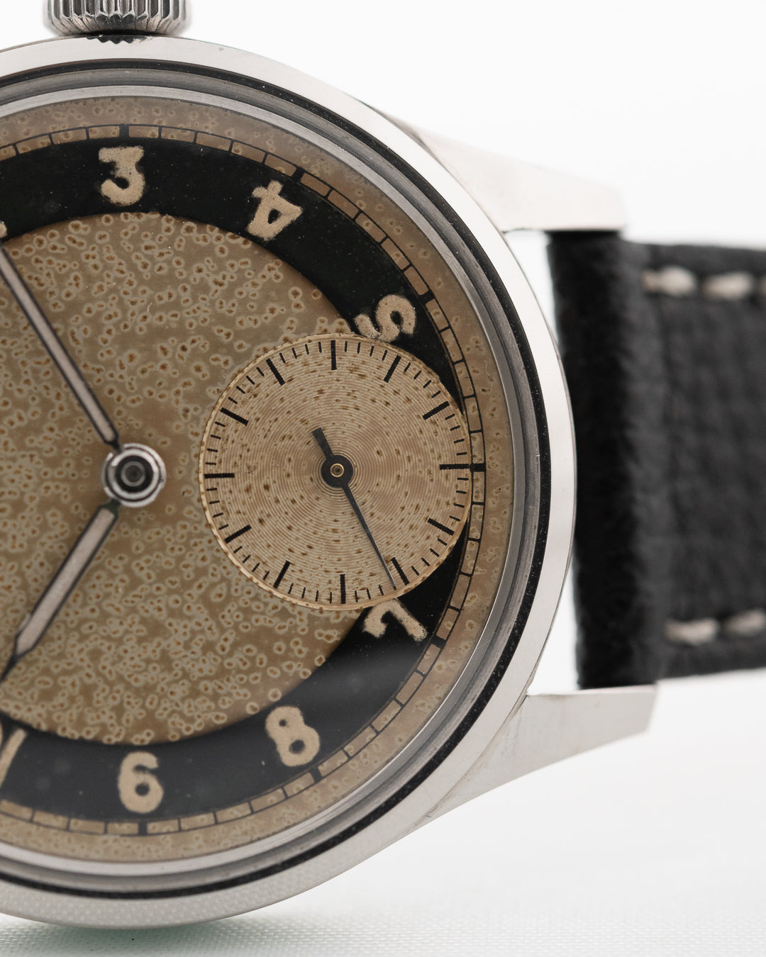 Omega Tuxedo deux tons 1947 - Goldammer Montres Vintage