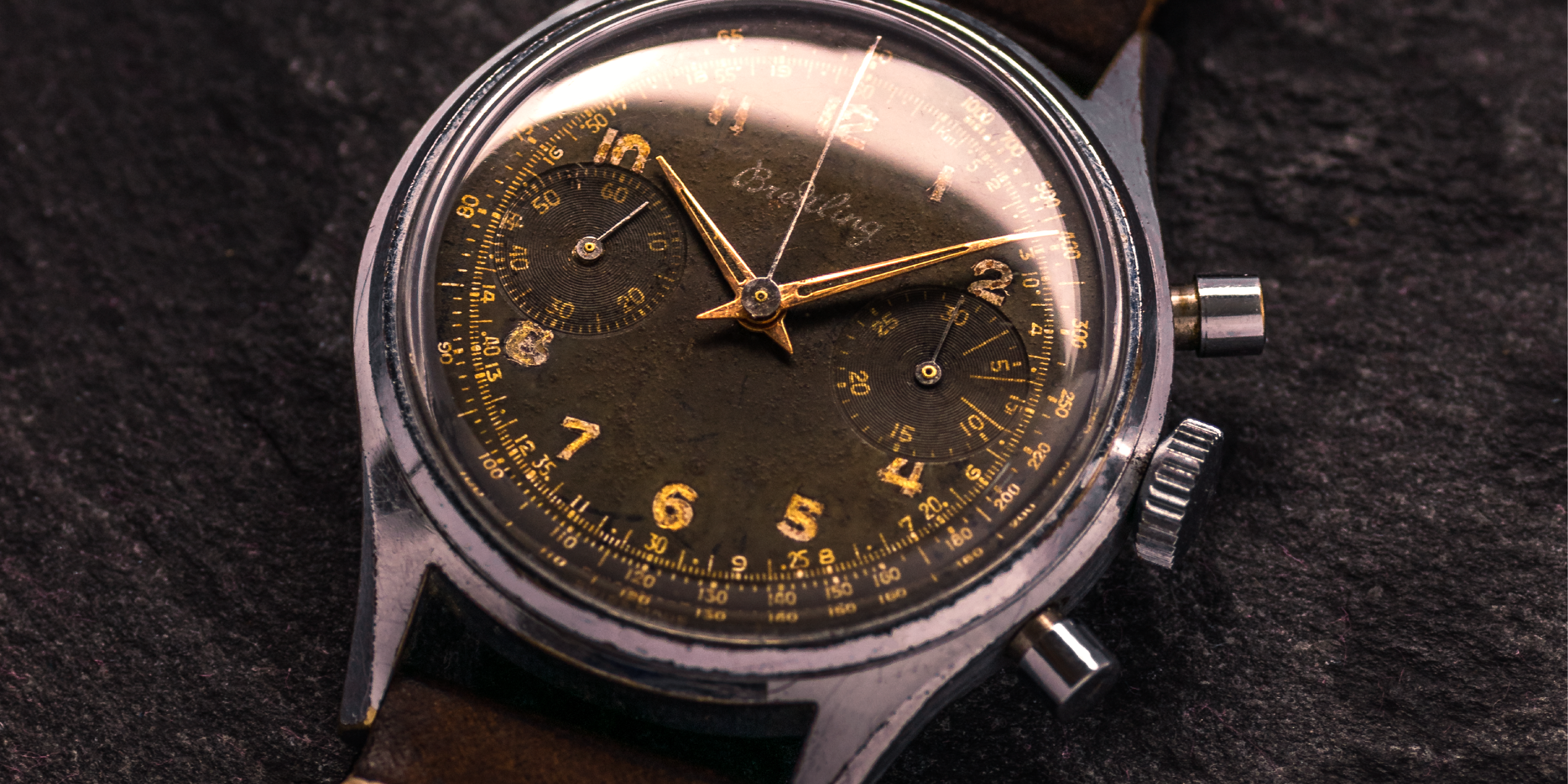 Cronografo militare Breitling degli anni '40 - Quadrante nero dorato