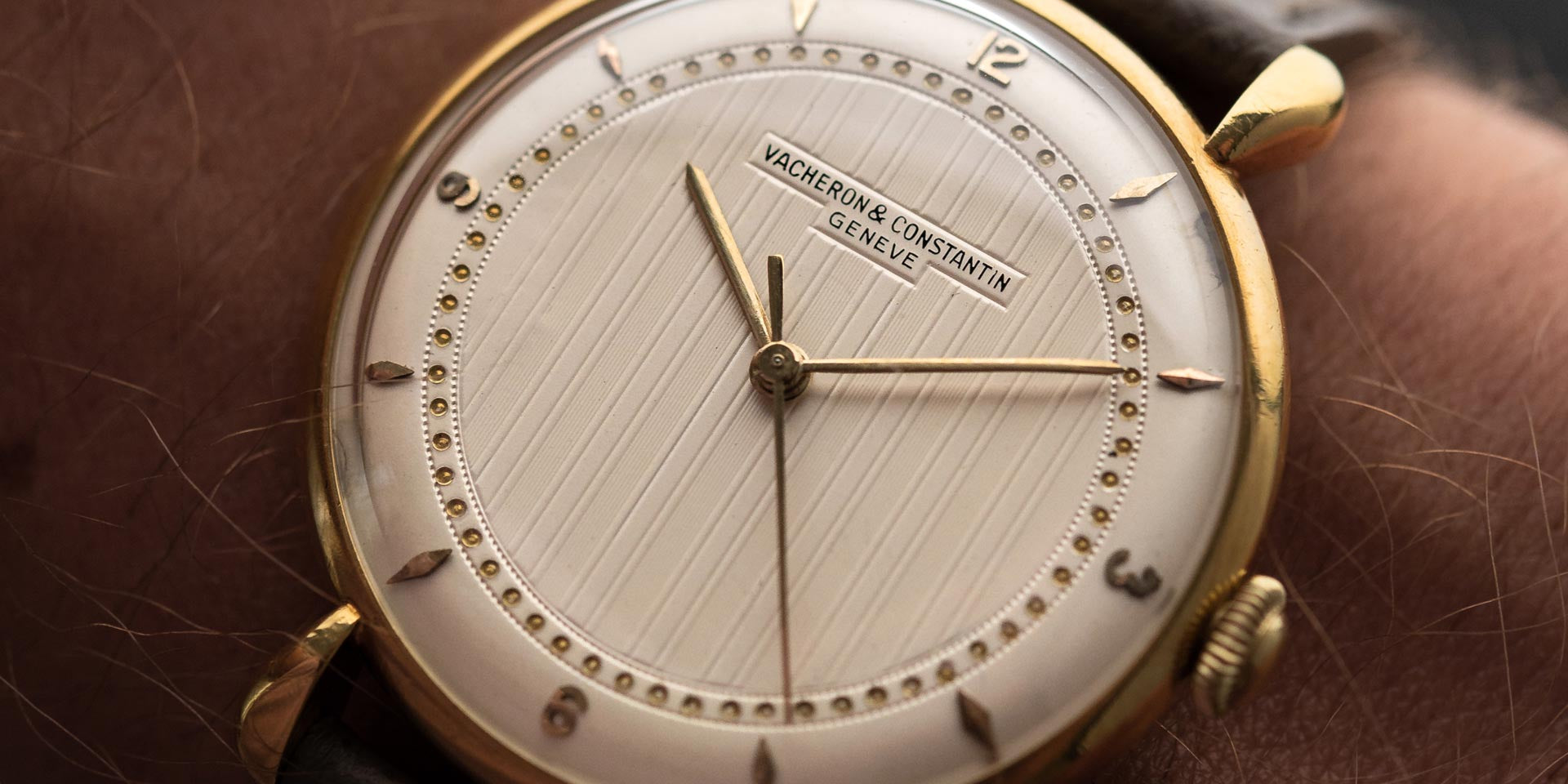 orologio vintage Vacheron Constantin degli anni '40 con quadrante guilloché