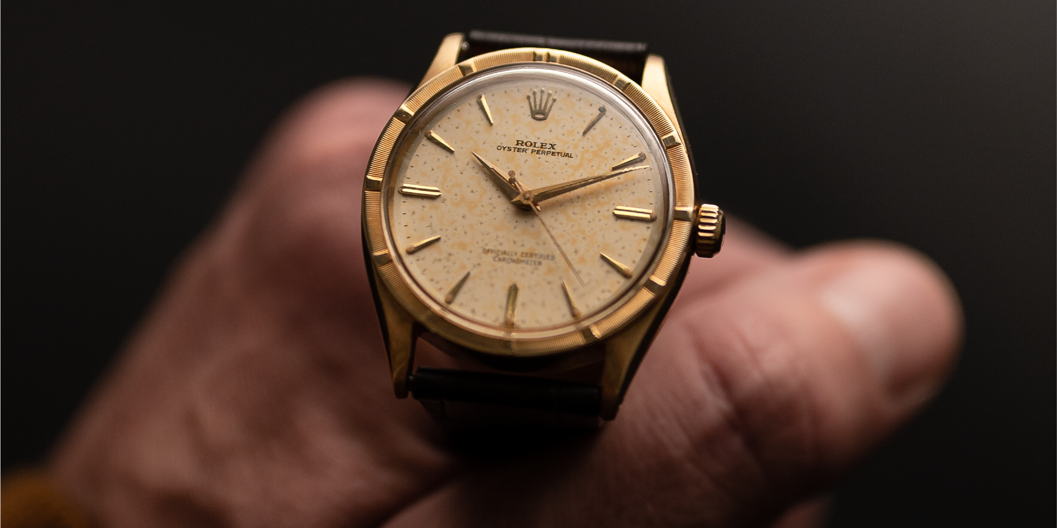 Rolex Oyster Perpetual Oro in Mano