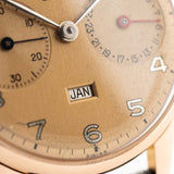 Universal Genève 18k Rose Calendario Triplo 1940s