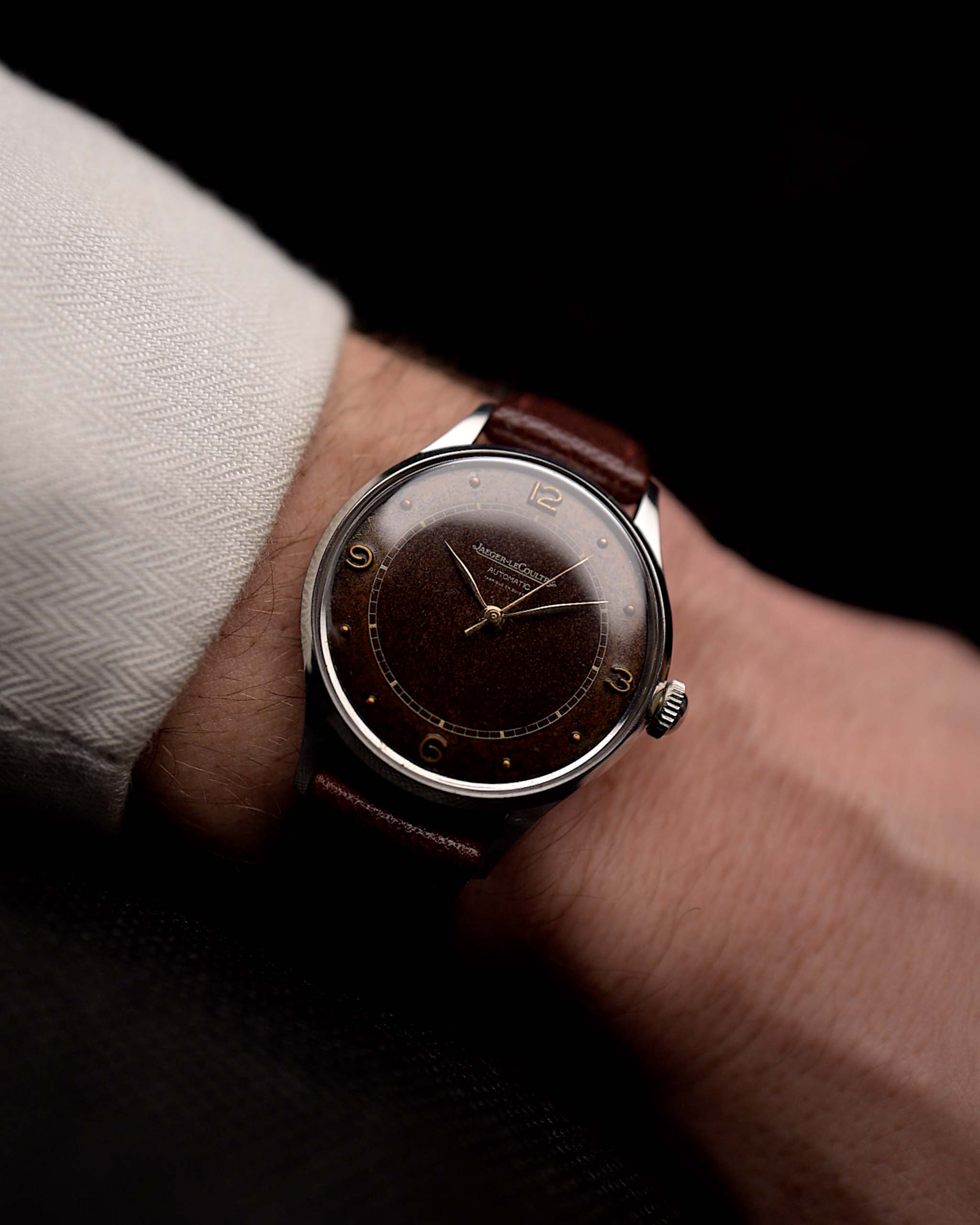 Vintage Jaeger LeCoultre Paraurti rosso arrugginito 1950s