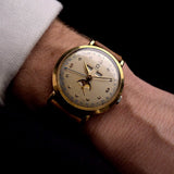 Orologio vintage Omega Cosmic 2485 Moonphase Jumbo 1947