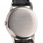 Foto ravvicinata di un Omega Jumbo 2272 Sub Second Steel Rose del 1952. 38 mm in acciaio inossidabile con movimento a carica manuale, quadrante champagne originale e cinturino in pelle originale.