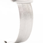 Foto ravvicinata di un Rolex Cellini 3805 Square 18k del 1970. 31,5 mm in oro bianco 18 carati con movimento a carica manuale, quadrante originale argentato e bracciale in oro bianco.