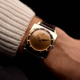 Universal Genève 10359 Cioccolatone 18k Rosa 1959