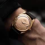 Universal Geneve Polerouter Date 18k 1960