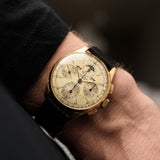 Universal Geneve Tri Compax 18k 1947