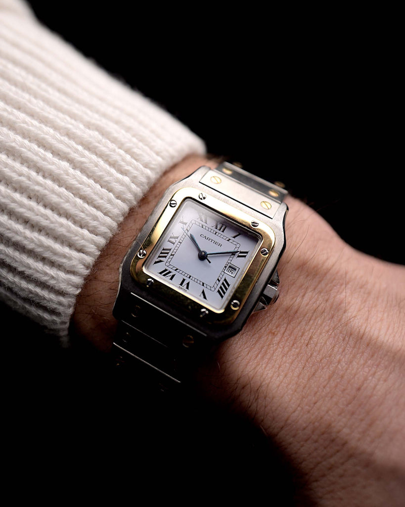 Video di un Cartier Santos Carrée 2961 Two Tone vintage degli anni '90 al polso. Acciaio inossidabile bicolore, quadrante bianco originale, movimento automatico e bracciale originale.