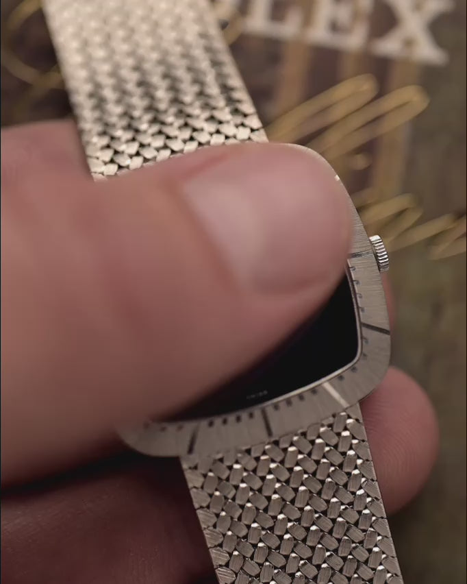 Rolex Cellini 4029 Blue Ombre 18k degli anni Settanta. 30 mm in oro bianco 18k con movimento a carica manuale, quadrante Blue Ombre e bracciale in oro bianco 18k.