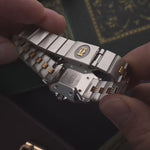 Cartier Santos Carrée 2961 Godron Ghost 1990. 29 mm in acciaio inossidabile bicolore e oro giallo, quadrante Ghost grigio ardesia, bracciale automatico e Godron.