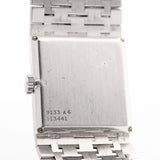 1970 年代的 Piaget Protocole 9133 Bark 18k 腕錶特寫照片。23mm 18K 白金腕錶，配備手動上鏈機芯，原裝樹皮漆面錶盤和整合式錶鏈。