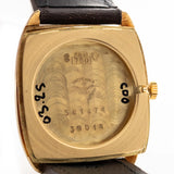 1980年代江詩丹頓39014 Tonneau 18k腕錶特寫照片。27mm 18K 黃金錶殼，配備手動上鏈機芯，原裝 Sigma 錶盤和真皮錶帶。
