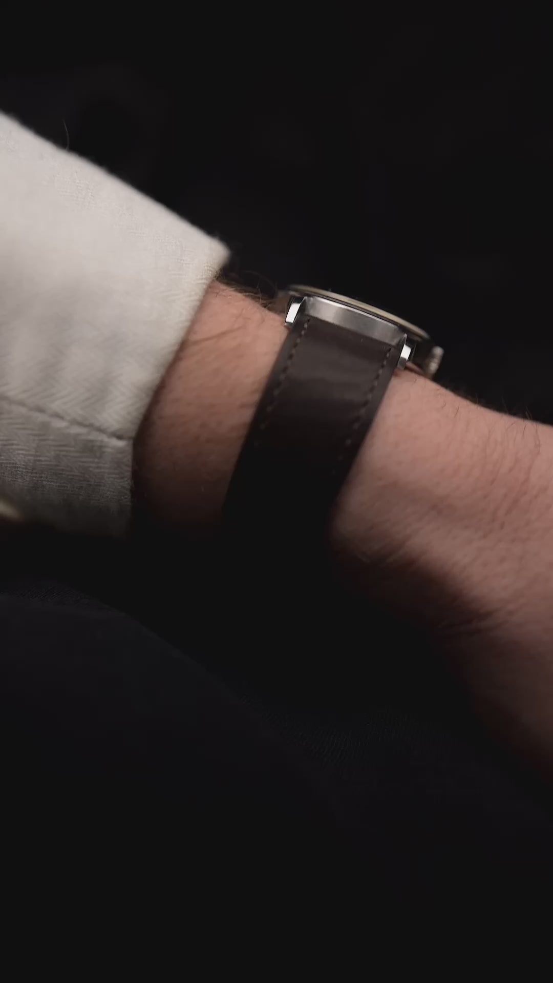 復古 Omega Art Deco Pontife 1939 不銹鋼錶殼搭配金色錶盤腕錶