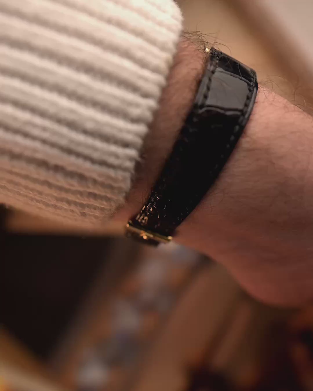 1980 年代的 Vintage Piaget 9016 Altiplano 腕錶，27 毫米 18K 黃金錶殼，9P 手動上鏈機芯，原裝白色錶盤，皮錶帶 